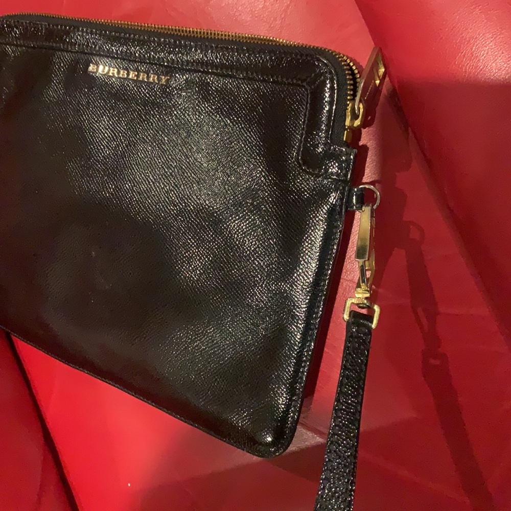 Authentic Burberry clutch - Picture 10 of 16
